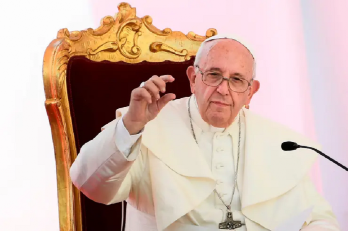 El Papa está "profundamente dolido" por la imagen de padre e hija migrantes ahogados en el Río Bravo